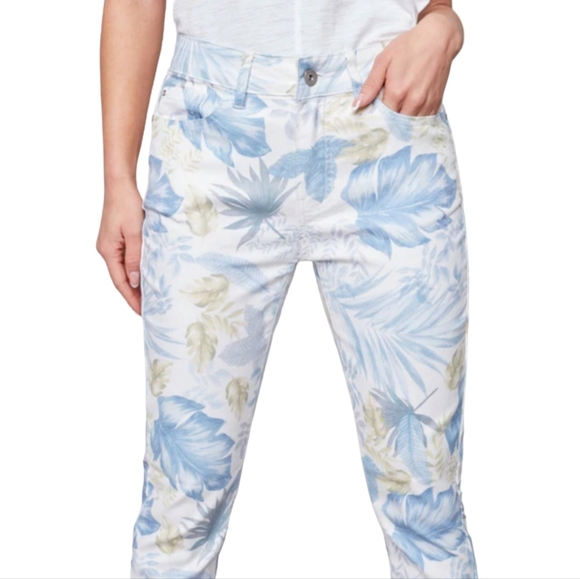 Charlie B tropical floral white jeans, size 4 - Picture 2 of 14